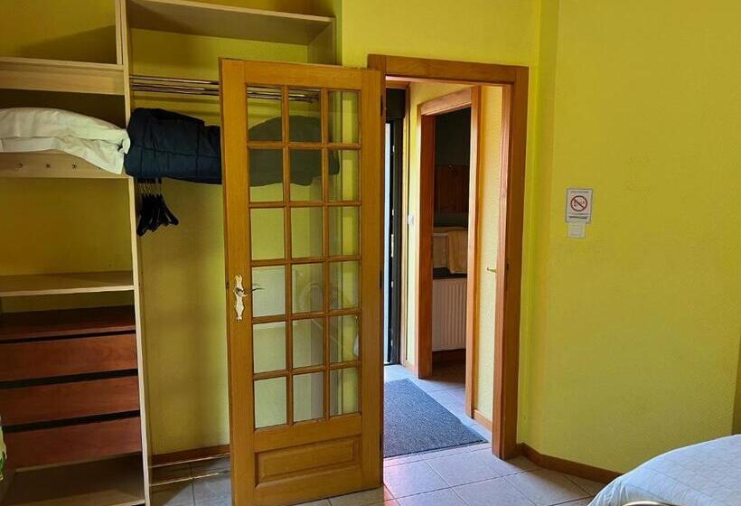 بنسيون Auberge Restaurant La Roseraie