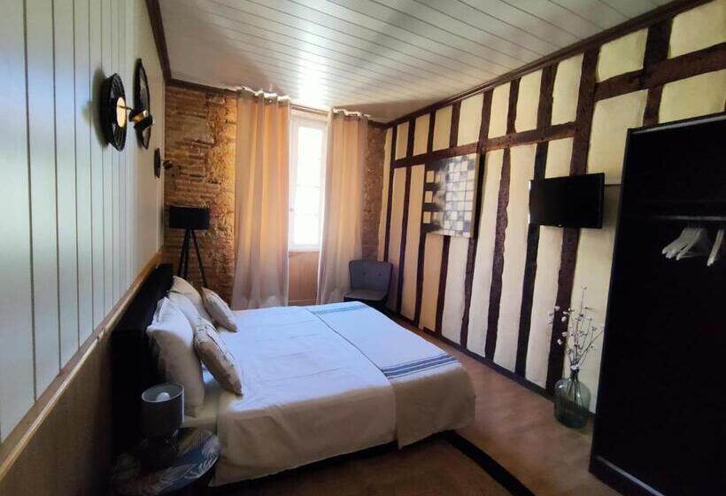 بنسيون Cafe De France Eauze