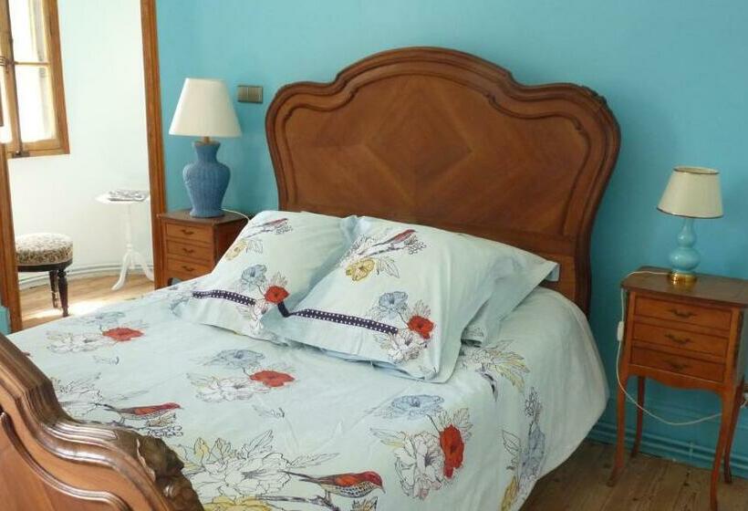 펜션 Chateau La Bouriette