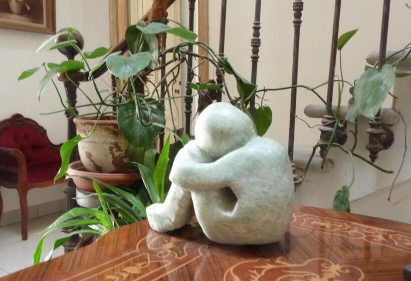 펜션 Chateau La Bouriette