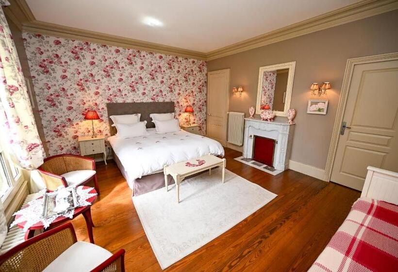 Пансион Château De La Chaix