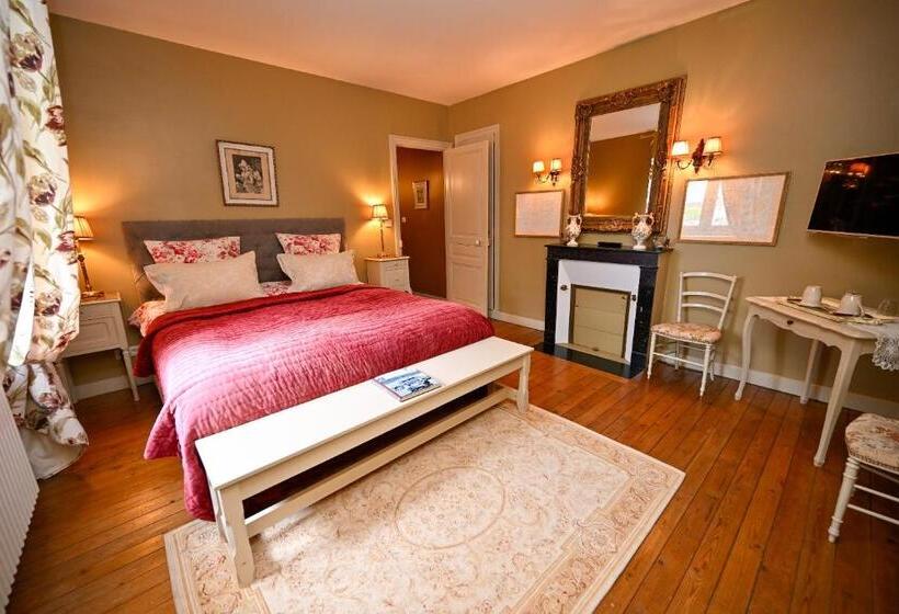 Пансион Château De La Chaix