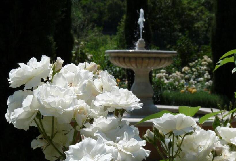 Пансион Domaine De Coussères