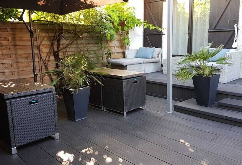 بنسيون Du Côté De Chez Jos