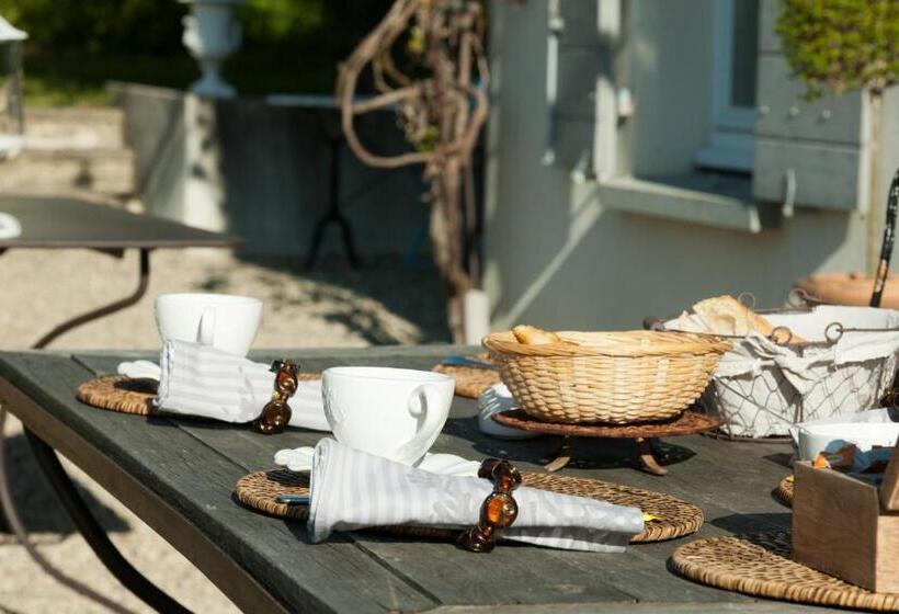 פנסיון La Ruette Aux Loups