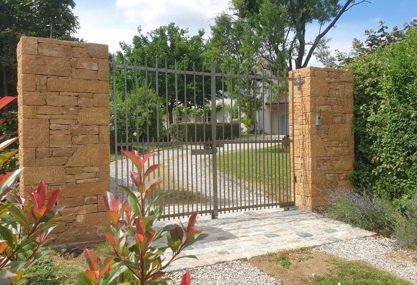 פנסיון La Ruette Aux Loups