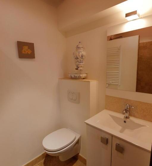 بنسيون La Treille Et L'impasse