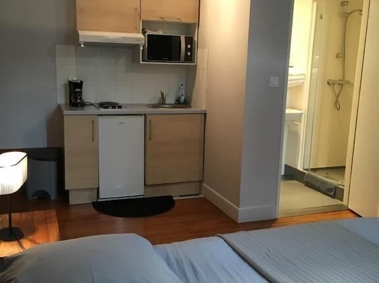 פנסיון La Villa Esponda