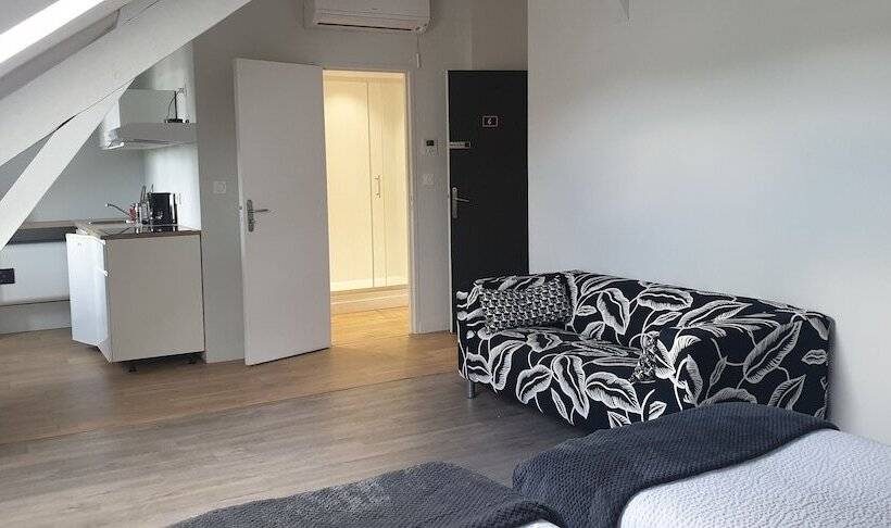 פנסיון La Villa Esponda