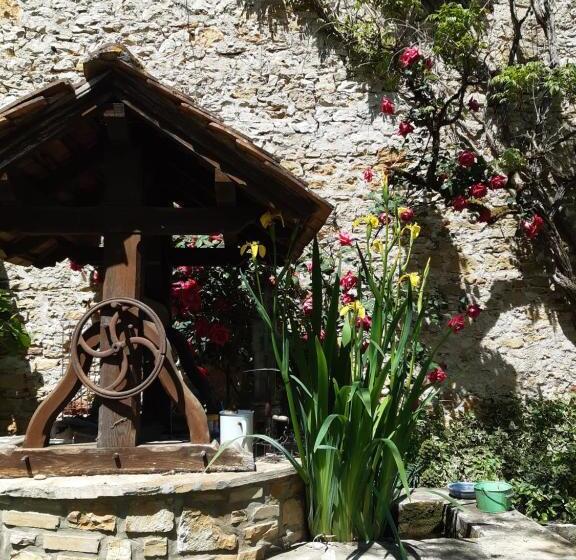 Пансион Le Clos De La Salamandre