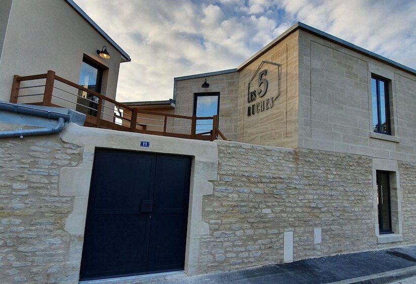 膳宿费 Le Manoir D à Côté