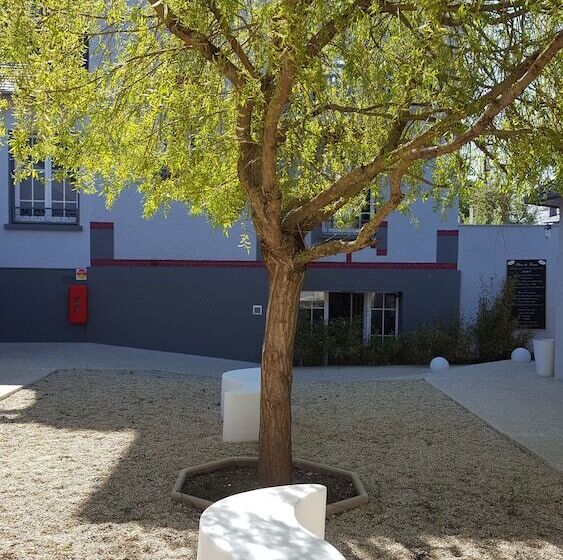 膳宿费 Le Manoir D à Côté