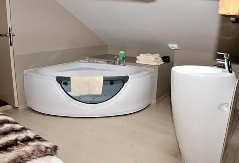 פנסיון Lodges Lao