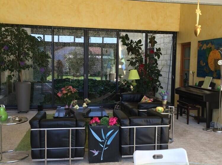 پانسیون Loft Zen