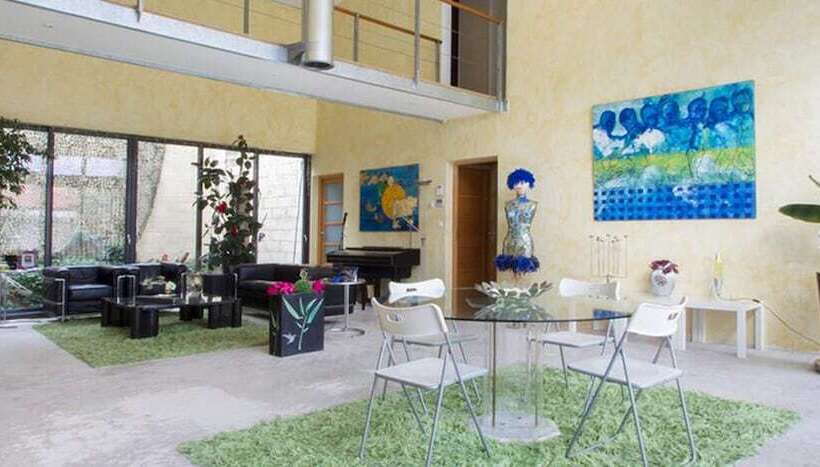 پانسیون Loft Zen