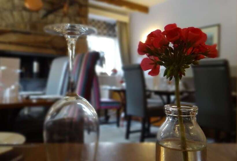 فندق صغير Barrasford Arms