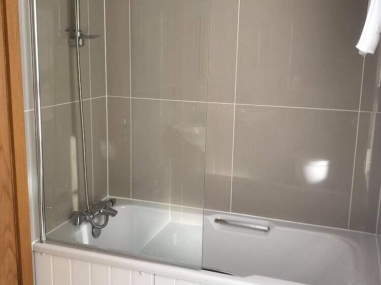 호스텔 The Claremont Inn