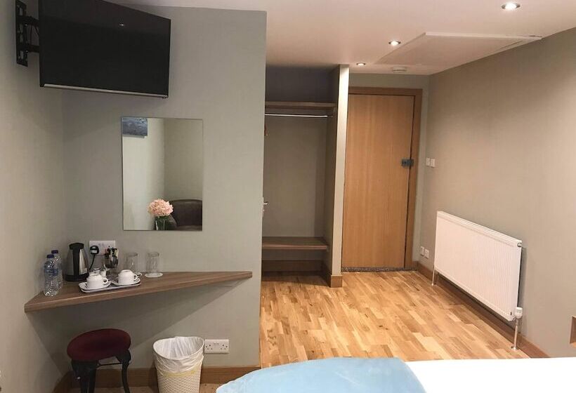 호스텔 The Claremont Inn