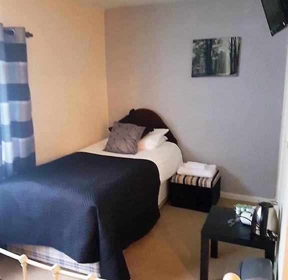 旅馆 The Lamb And Flag Inn