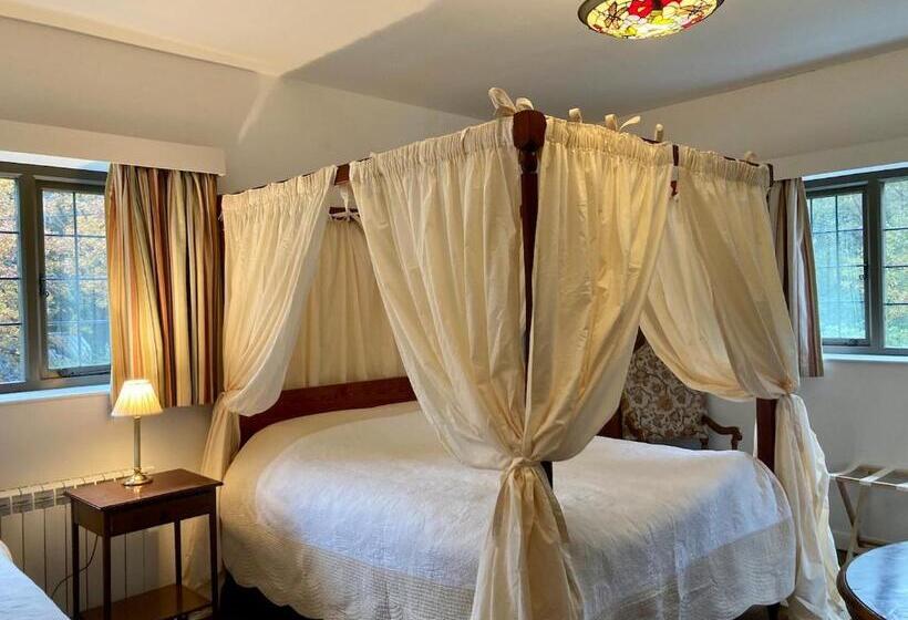 مبيت وإفطار Bressenden