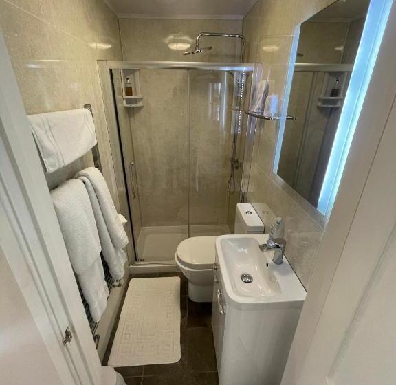 ベッドアンドブレックファースト Lovesgrove Country Guest House