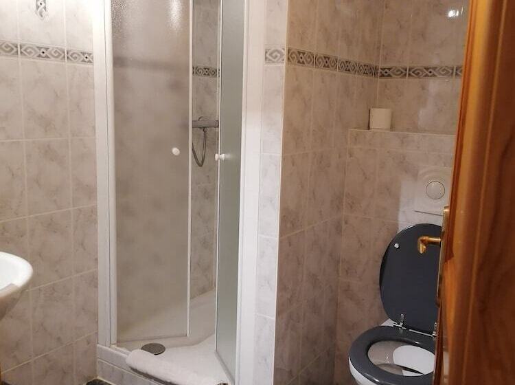 مبيت وإفطار Sylvie Fahrer Et Fils