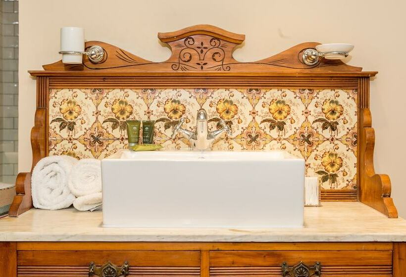 Bed and Breakfast The Bull