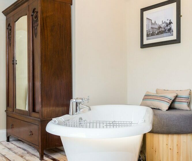 Bed and Breakfast The Bull