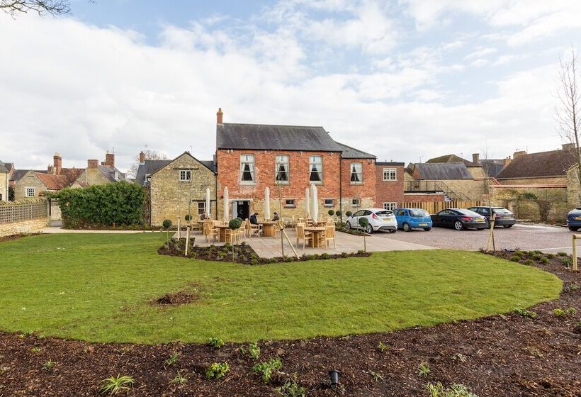 Bed and Breakfast The Bull