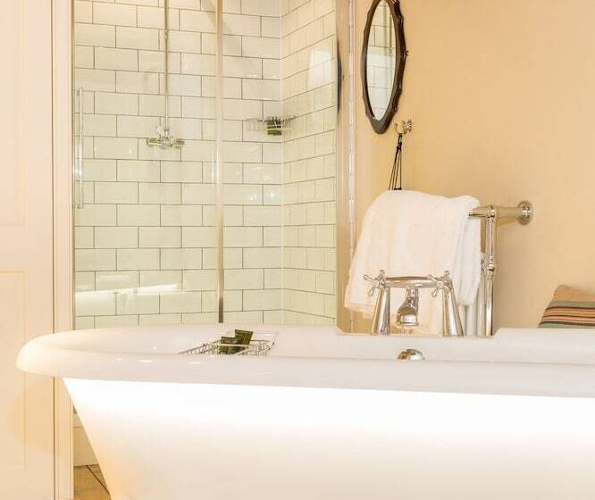 Bed and Breakfast The Bull