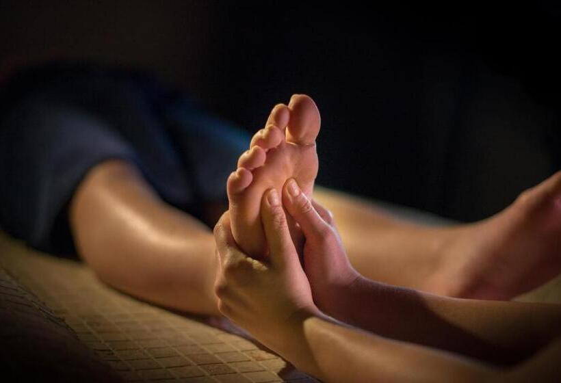 צימר The Originals Le Château De Dissay Poitiers