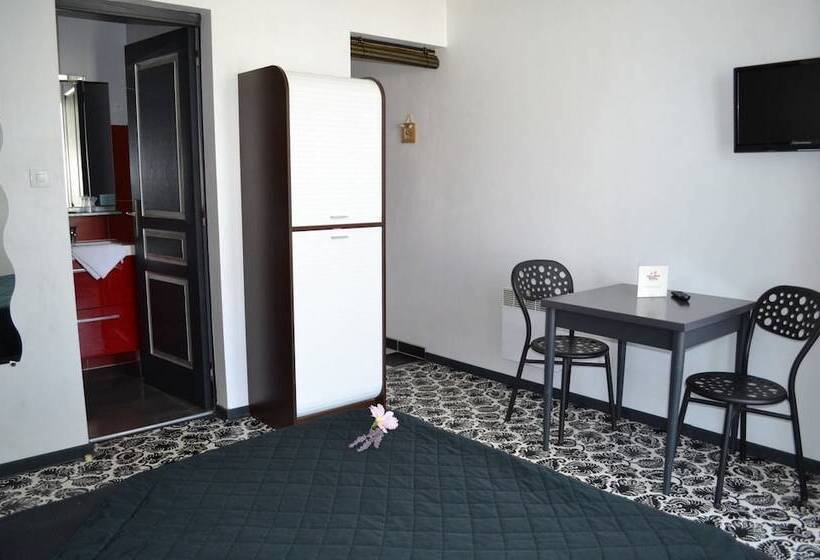 בית מלון כפרי Atlantic Hôtel