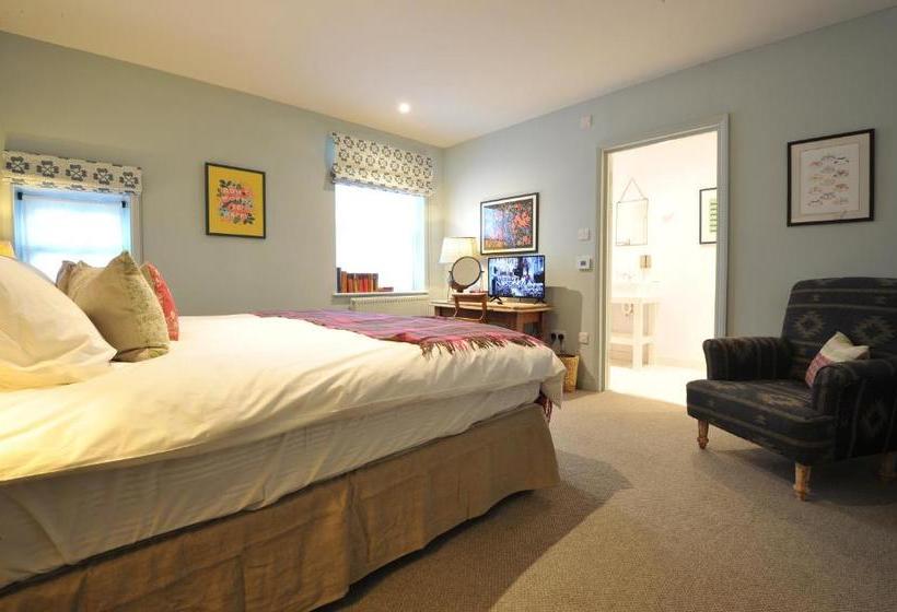 ホテル The Narrowboat