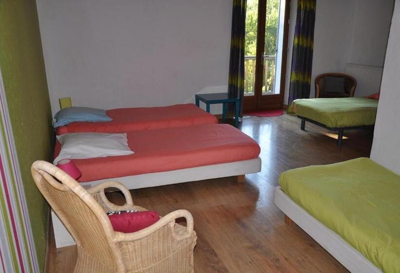 בית מלון כפרי Camping Les Framboiseilles