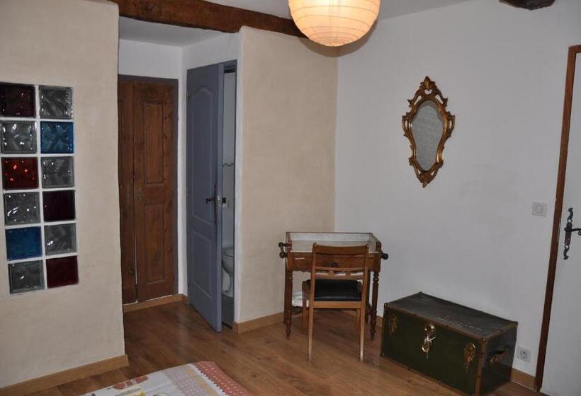 בית מלון כפרי Camping Les Framboiseilles