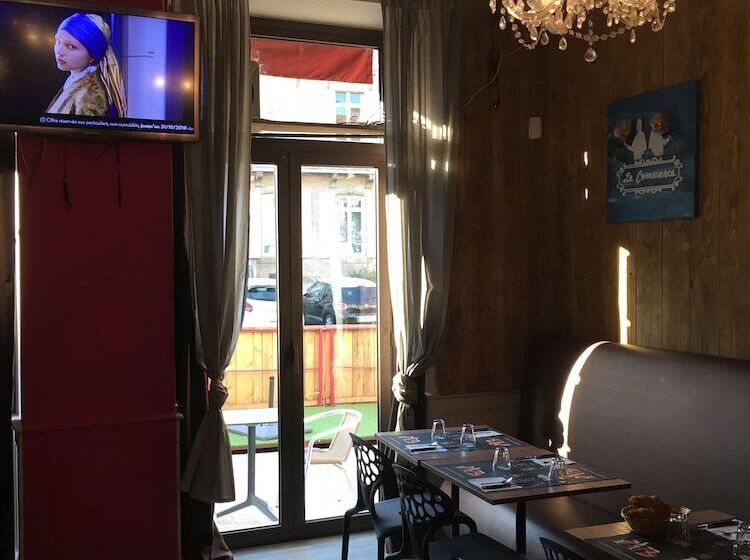 Отель Du Commerce