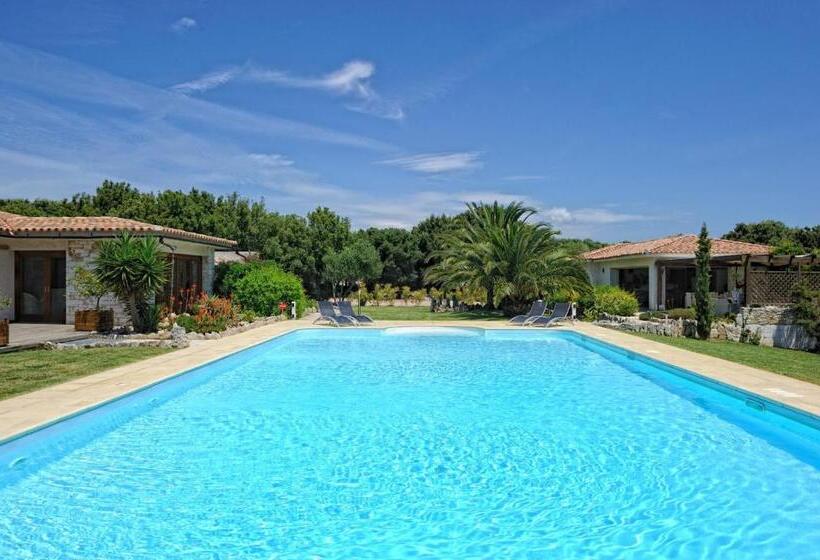 酒店 Poisson Rouge