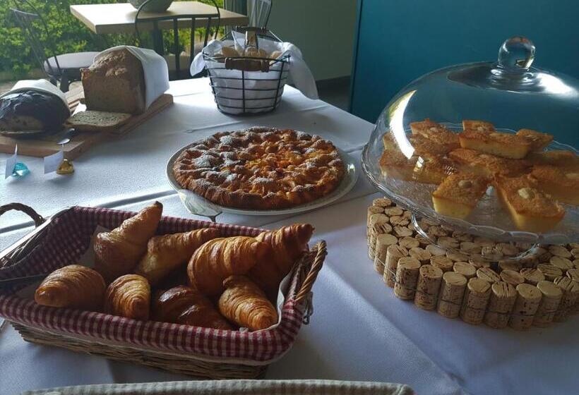 酒店 Poisson Rouge