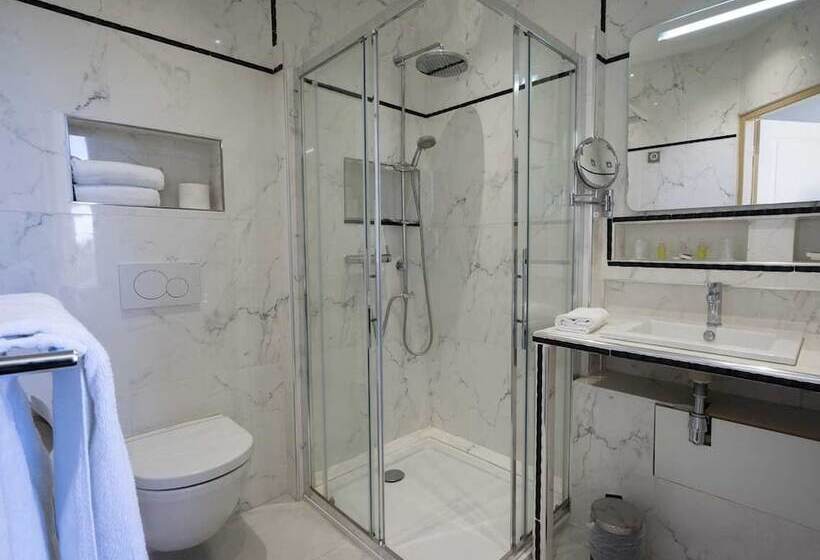 ホテル Restaurant Bellevue