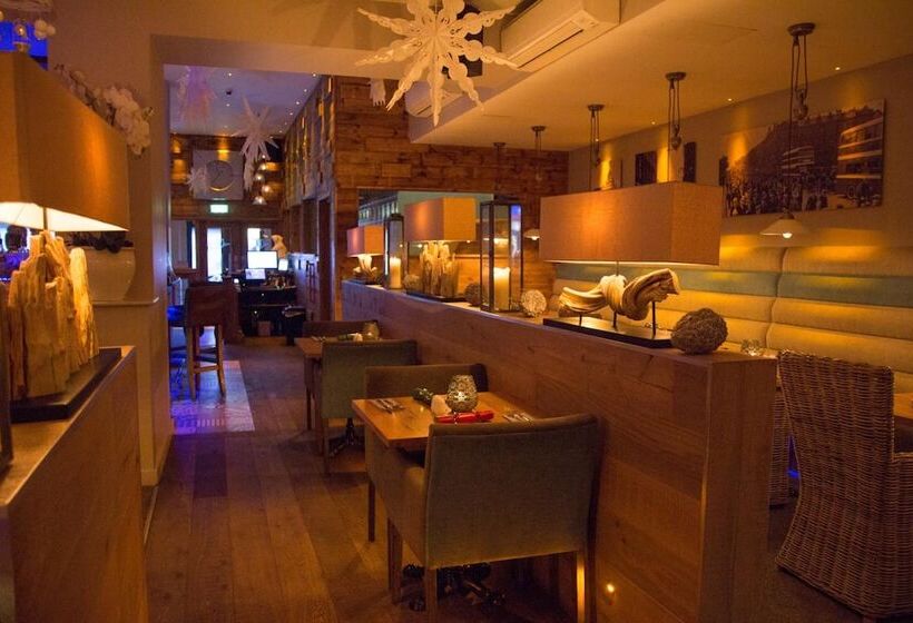 ホテル The Townhouse Boutique