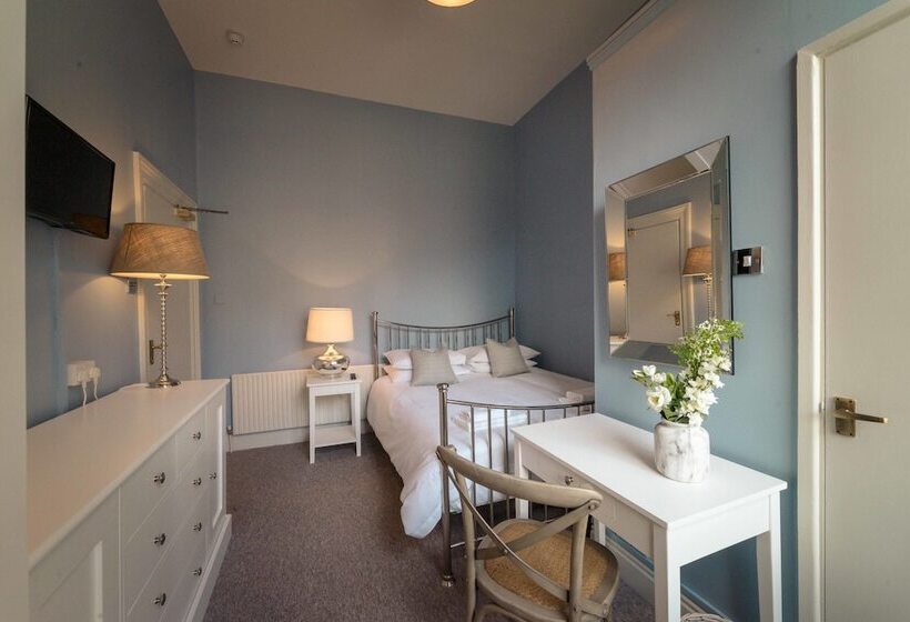 ペンション Anabelle's Guest House