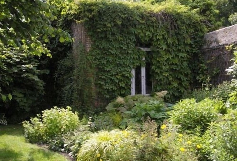 פנסיון Au Jardin Des Deux Ponts