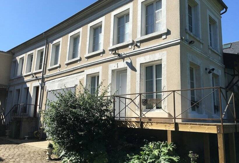 פנסיון Au Jardin Des Deux Ponts