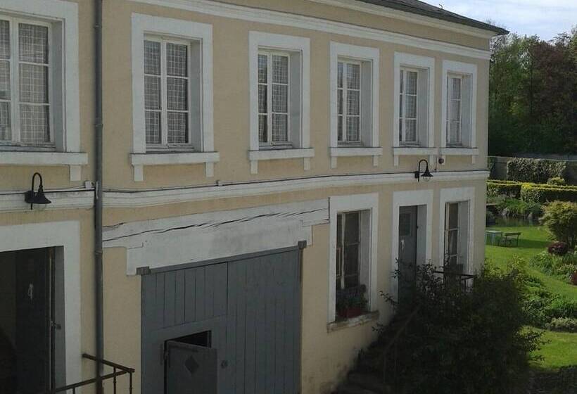 פנסיון Au Jardin Des Deux Ponts