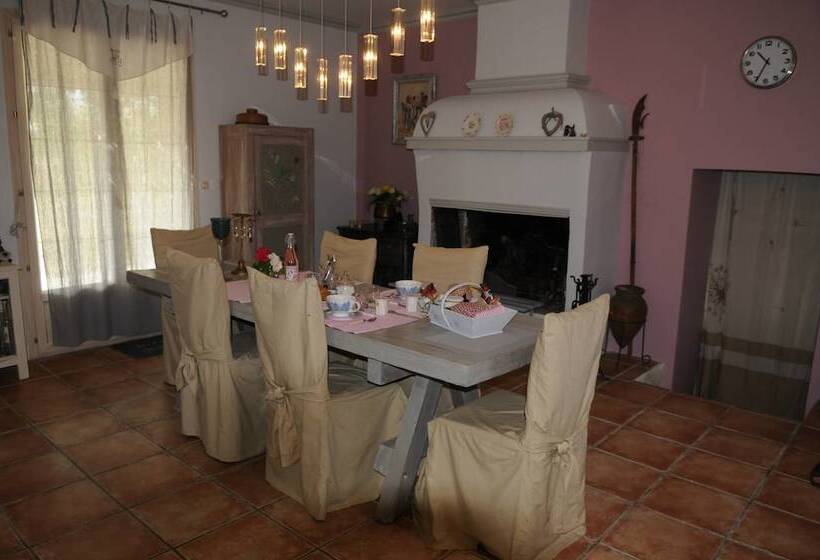 بنسيون Aux Roses De L Etang