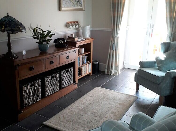 بنسيون Craigbank Guest House