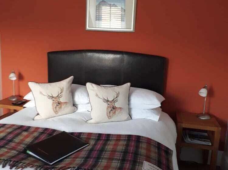 膳宿费 Craigbank Guest House
