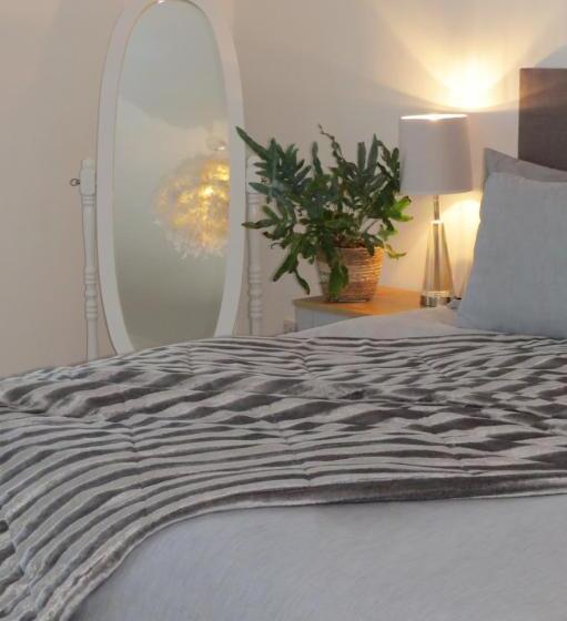 פנסיון Cribyn Lodge