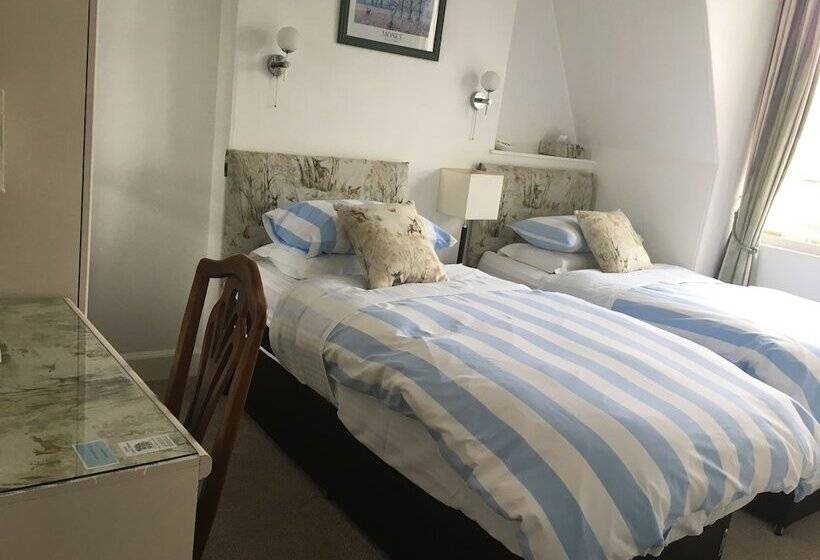 بنسيون Doune Guest House