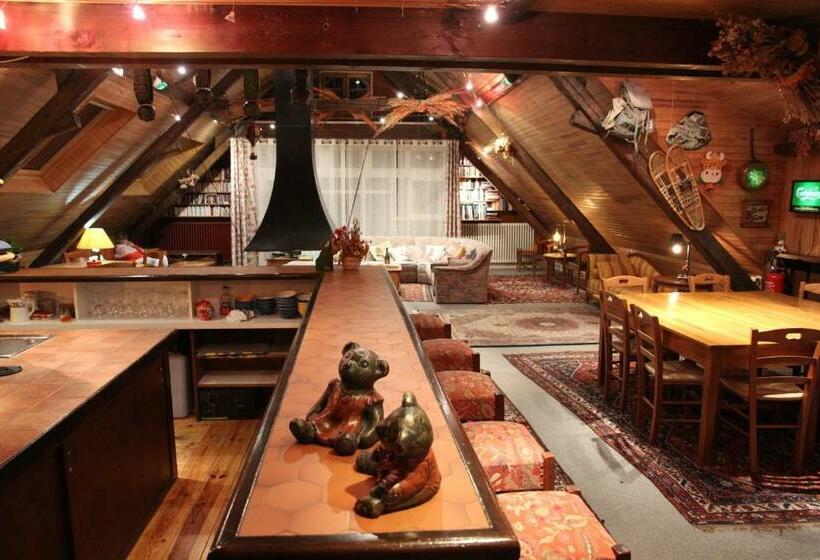 פנסיון Guest House Chalet Saint Roch